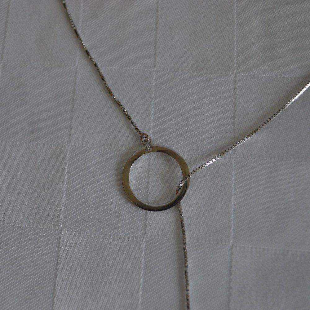 Modern Adjustable Cultured Pearl Drop Necklace - Picture 3 of 4